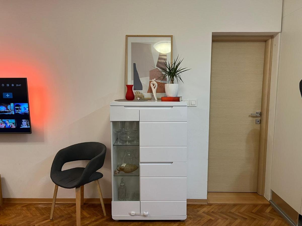 Apartmán Mm - 5 Min By Car To The & Center - Free Public Parking Split