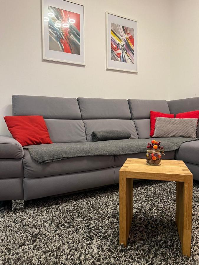 Apartmán Mm - 5 Min By Car To The & Center - Free Public Parking